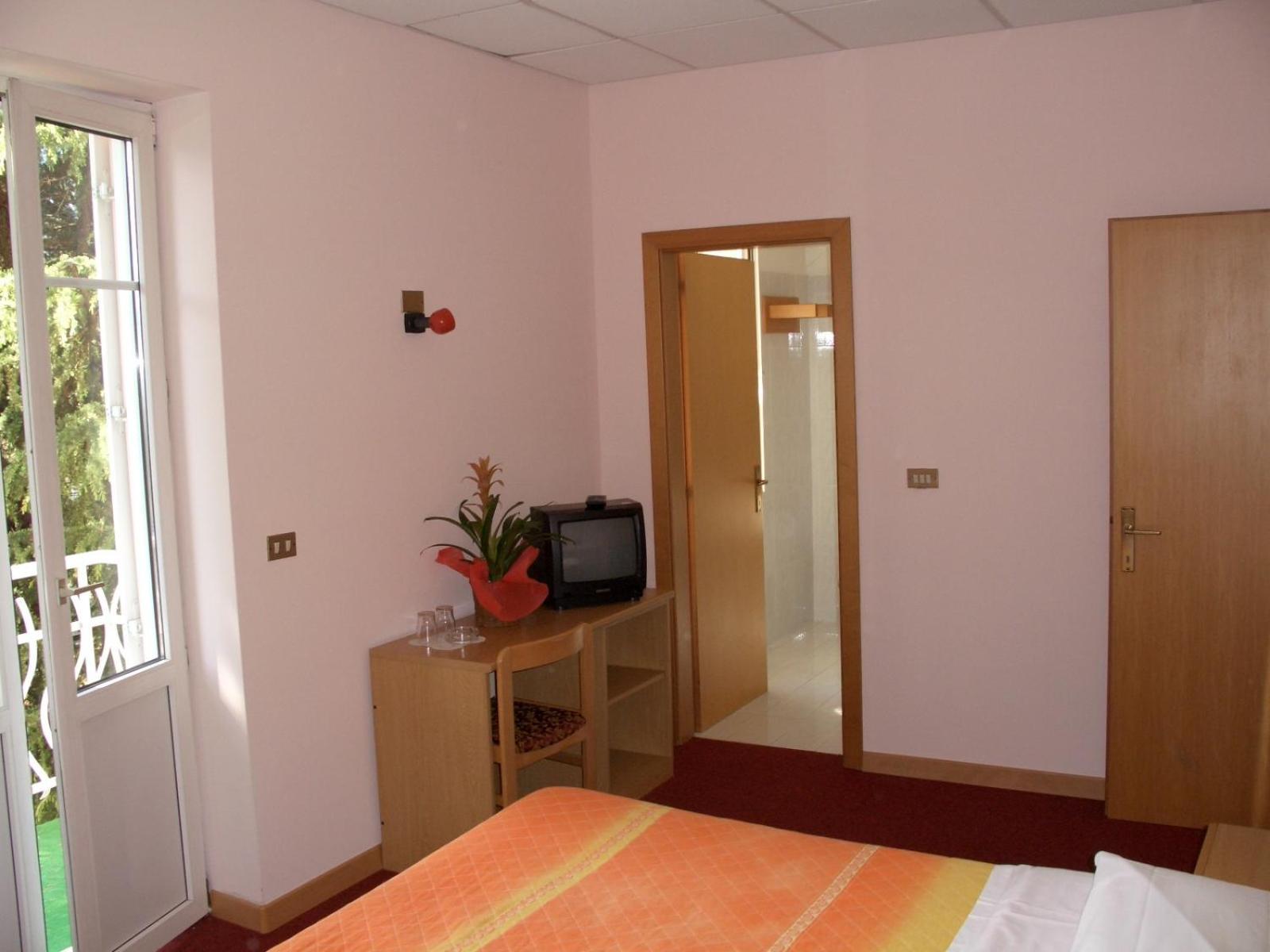 Hotel Bellaria Levico Terme Zewnętrze zdjęcie