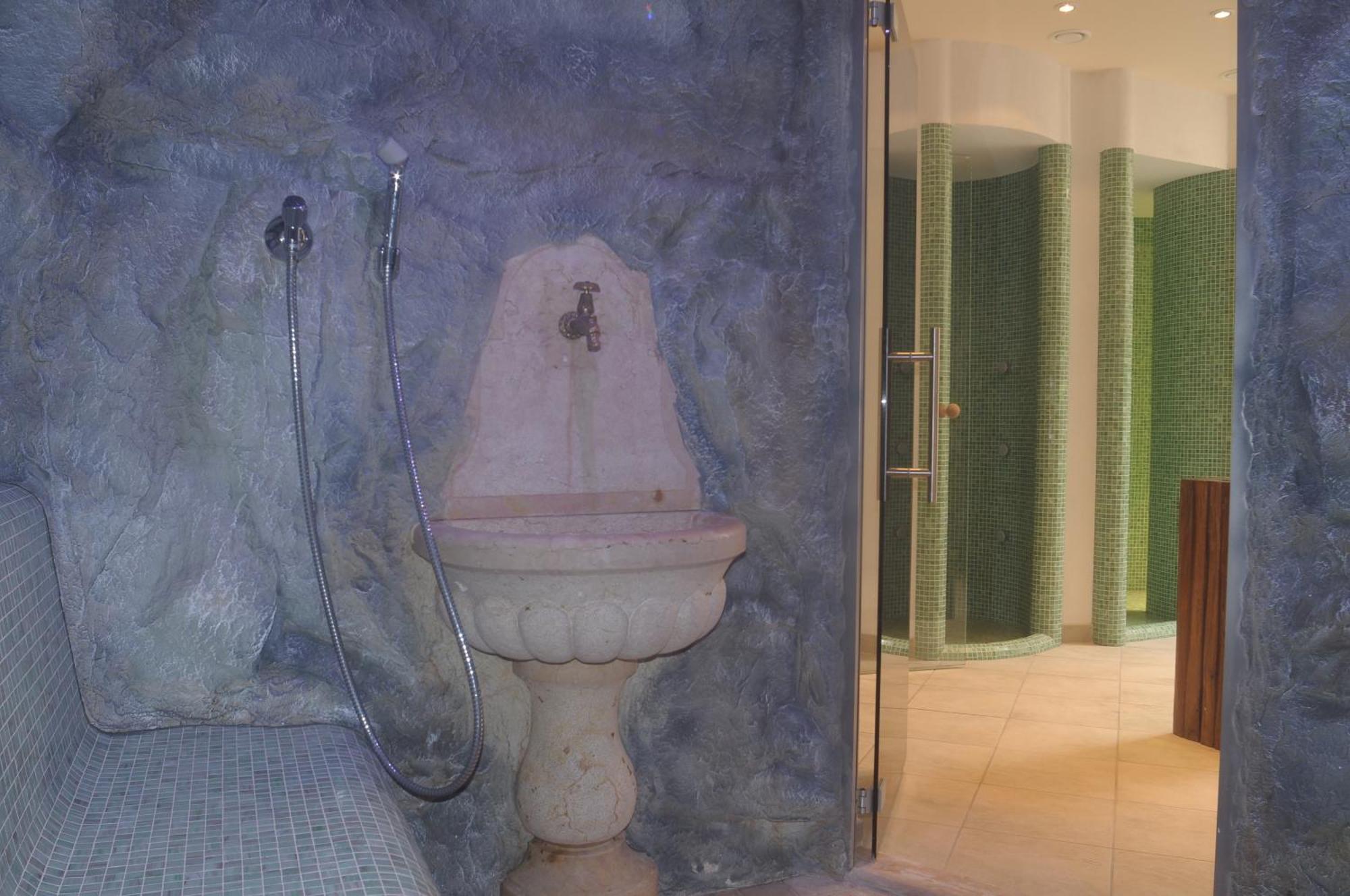 Hotel Bellaria Levico Terme Zewnętrze zdjęcie