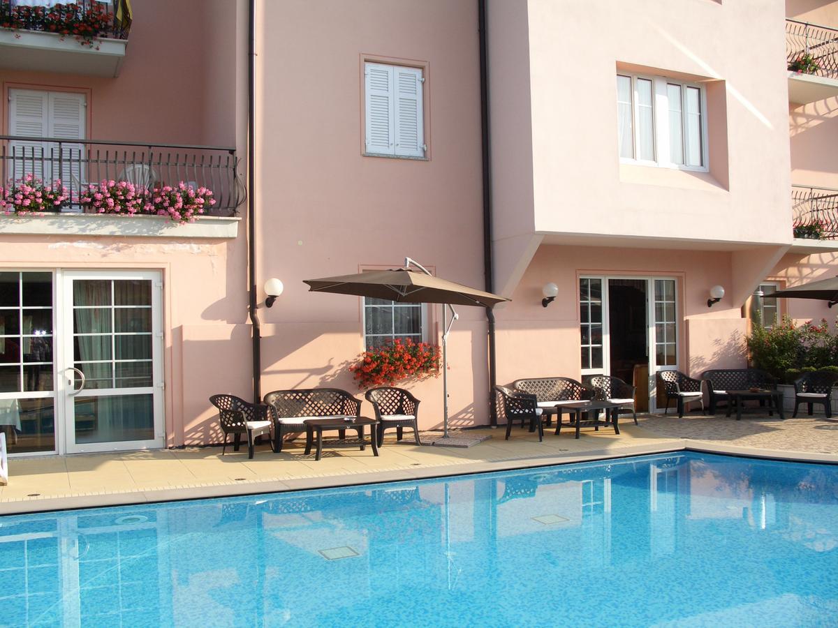 Hotel Bellaria Levico Terme Zewnętrze zdjęcie
