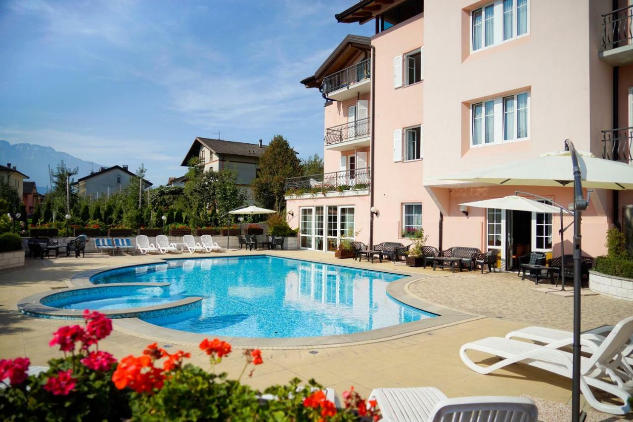 Hotel Bellaria Levico Terme Zewnętrze zdjęcie