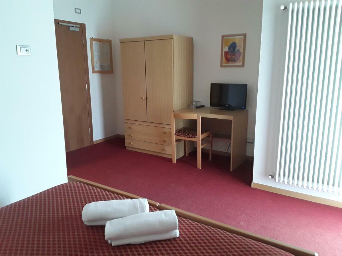 Hotel Bellaria Levico Terme Zewnętrze zdjęcie
